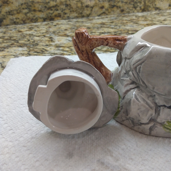 Brinn's Collectible Bunnies On A Rock Teapot - Picture 3 of 5